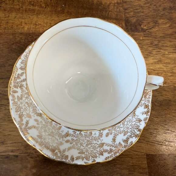 Colclough China Gold Floral Teacup Saucer Set England Vintage Bone China Footed - Picture 4 of 7